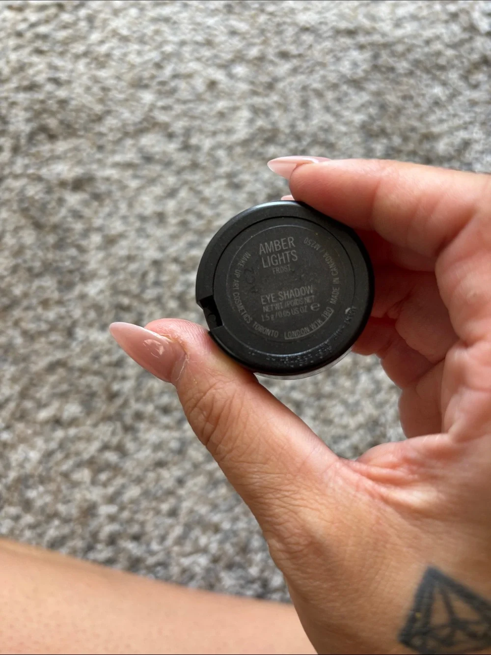MAC Cosmetics mac single